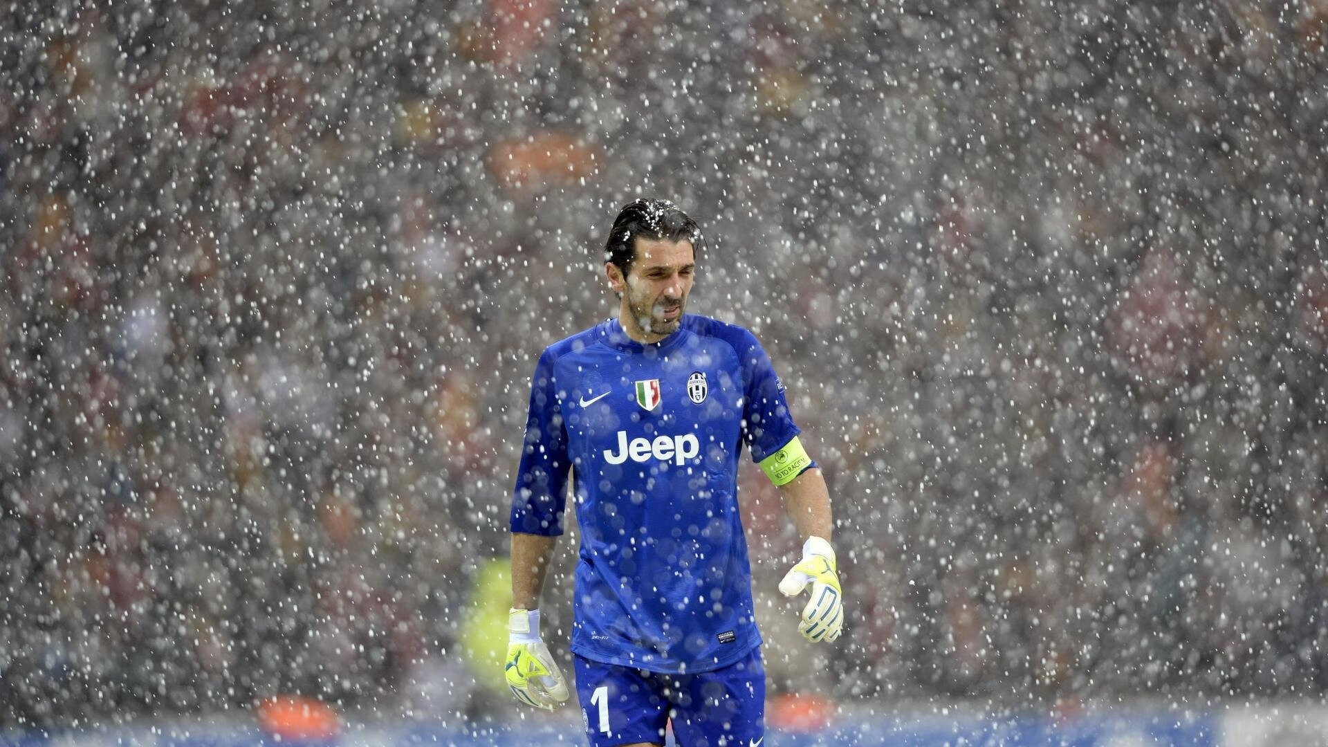 华体会体育登录入口-凯恩望连续5场欧冠进球队史仅罗本和莱万做到，凯恩欧洲杯进球数据